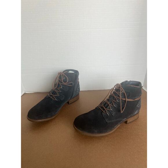 Earth Boone Navy Blue Gray Suede Lace Up and Zip Ankle Bootie Comfort Boots 7.5 - Picture 1 of 13